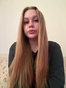 Marylallka5 online show from June 2, 5:18 am