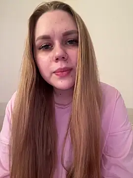 Marylallka5 online show from June 5, 8:20 am