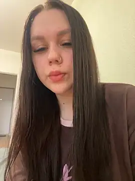 Marylallka5 online show from November 17, 7:45 am