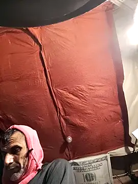 Gillygilly76 online show from November 3, 1:55 am