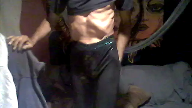 Gillygilly76 online show from March 26, 4:11 am