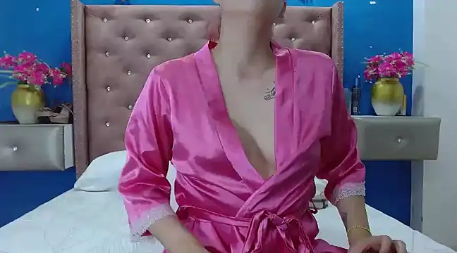 Snapshot of ValeryThunder chatting on March 21, 8:18 pm ValeryThunder online show from March 21, 8:18 pm
