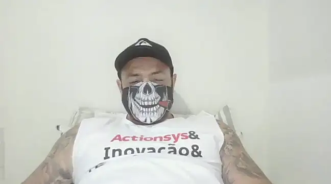 Snapshot of LorddVikingg chatting on January 26, 2:24 am LorddVikingg online show from January 26, 2:24 am