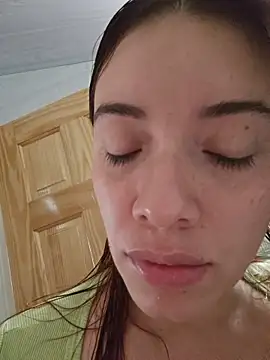 valery mora online show from March 18, 5:03 pm