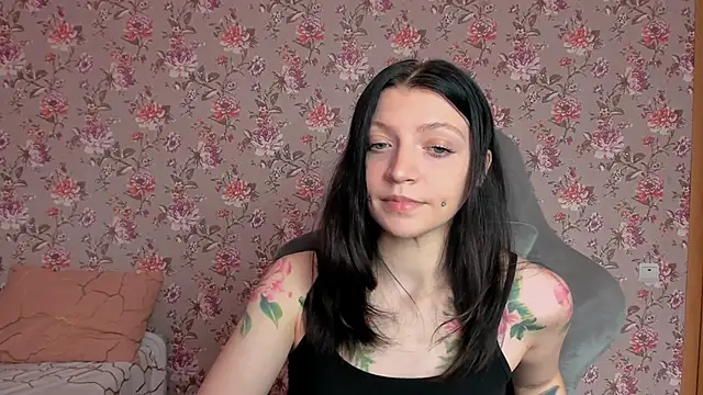 Lolly Haze online show from April 12, 3:21 am