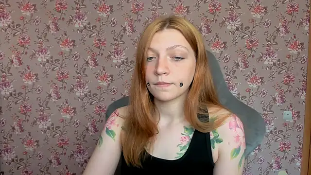 Snapshot of Lolly_Haze chatting on June 16, 4:12 am Lolly Haze online show from June 16, 4:12 am