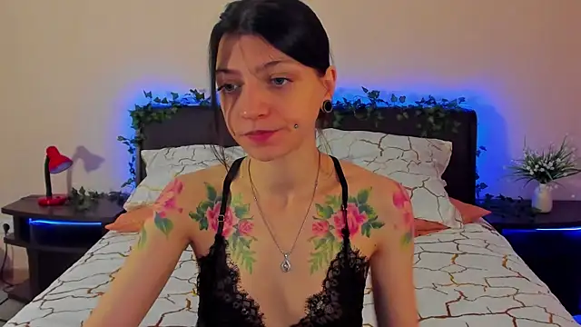 Lolly Haze online show from December 7, 5:21 am