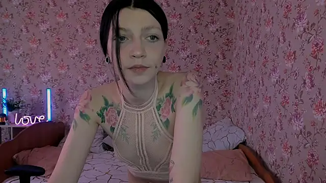 Lolly Haze online show from December 20, 4:59 am