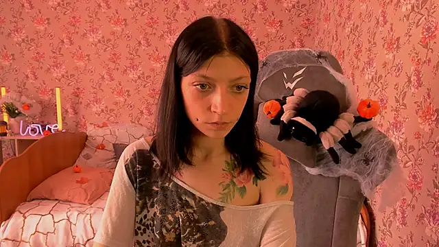 Lolly Haze online show from October 29, 6:45 am