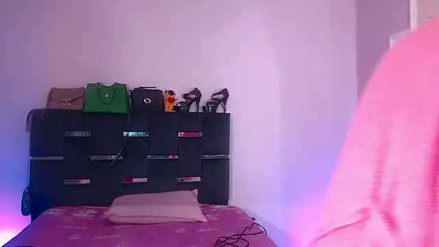 sexy-luna-star-ts online show from October 31, 6:54 am