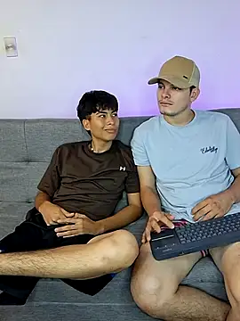  Ottis  online show from December 1, 11:05 pm