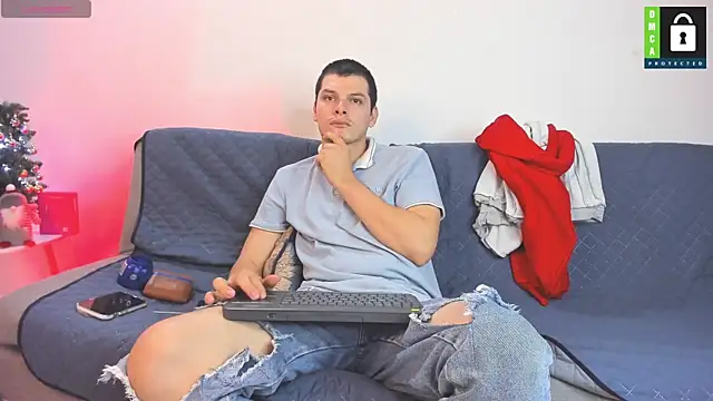  Ottis  online show from December 15, 11:42 pm