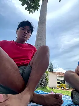  Ottis  online show from April 9, 3:51 pm