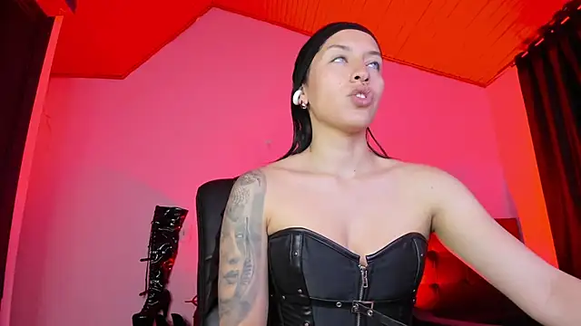 MistressVenena online show from November 27, 9:59 pm