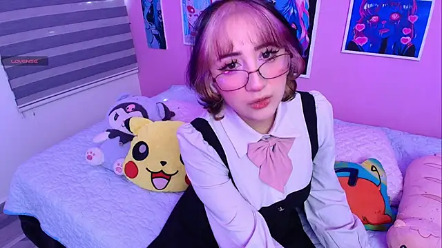 Snapshot of Miwa_violet chatting on December 19, 7:49 pm Miwa violet online show from December 19, 7:49 pm