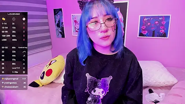 Snapshot of Miwa_violet chatting on March 17, 12:10 am Miwa violet online show from March 17, 12:10 am