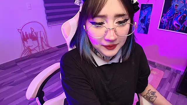 Miwa violet online show from July 13, 2:00 am