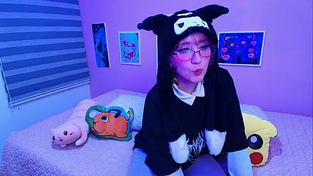 Snapshot of Miwa_violet chatting on January 13, 3:43 am Miwa violet online show from January 13, 3:43 am