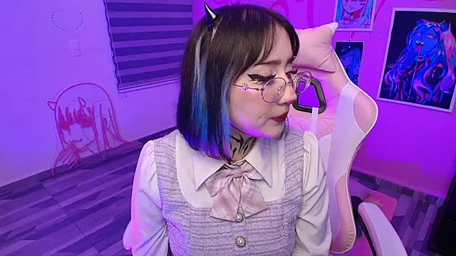 Miwa violet online show from July 1, 4:02 am