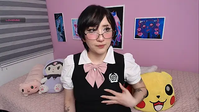Snapshot of Miwa_violet chatting on September 18, 12:02 am Miwa violet online show from September 18, 12:02 am
