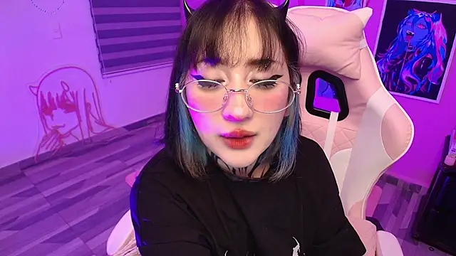 Miwa violet online show from June 17, 2:55 am