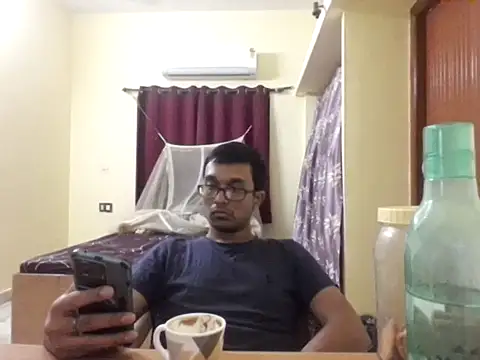 Snapshot of THE_NAKED_BOY chatting on November 25, 2:28 pm THE NAKED BOY online show from November 25, 2:28 pm