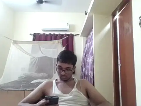 Snapshot of THE_NAKED_BOY chatting on November 27, 1:11 pm THE NAKED BOY online show from November 27, 1:11 pm