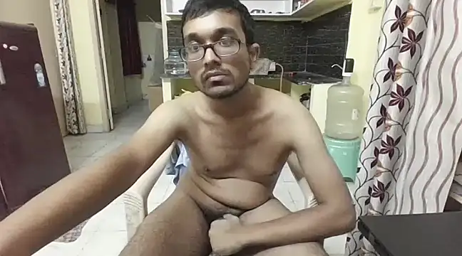 Snapshot of THE_NAKED_BOY chatting on January 30, 2:15 pm THE NAKED BOY online show from January 30, 2:15 pm