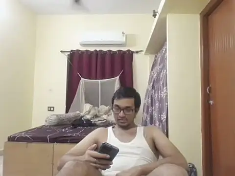 Snapshot of THE_NAKED_BOY chatting on November 12, 1:04 pm THE NAKED BOY online show from November 12, 1:04 pm