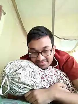 Snapshot of THE_NAKED_BOY chatting on January 25, 3:19 am THE NAKED BOY online show from January 25, 3:19 am