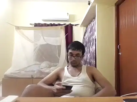 Snapshot of THE_NAKED_BOY chatting on September 18, 2:09 pm THE NAKED BOY online show from September 18, 2:09 pm