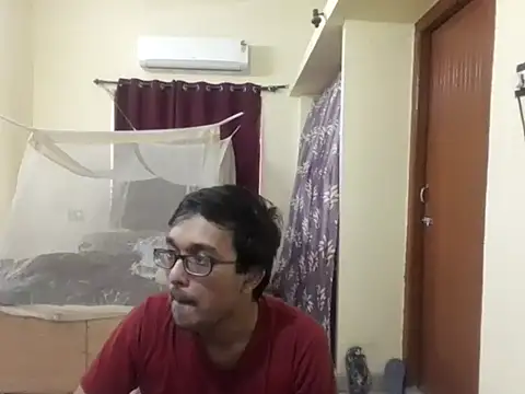 THE NAKED BOY online show from April 29, 4:05 am