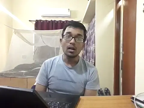 Snapshot of THE_NAKED_BOY chatting on November 29, 4:01 am THE NAKED BOY online show from November 29, 4:01 am