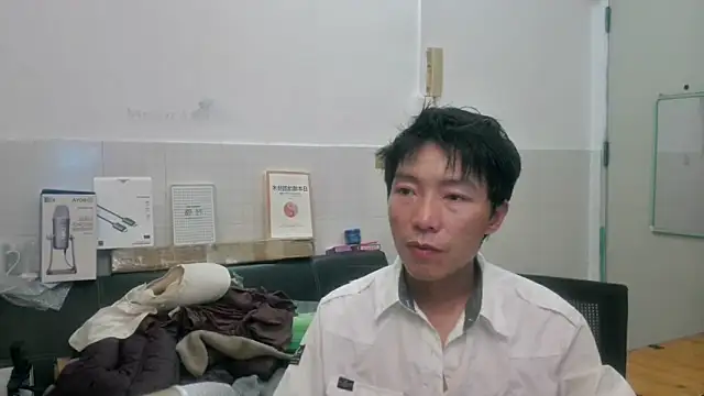 xhqds online show from June 21, 6:25 pm