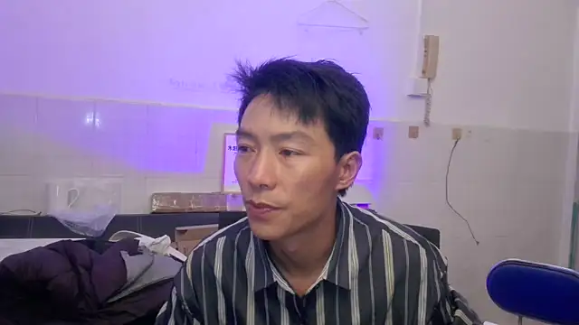 xhqds online show from May 5, 10:51 am
