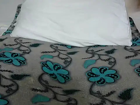 Sexxieshanty online show from May 4, 8:17 am