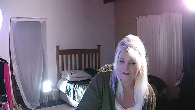 Miahotmilf online show from March 7, 7:52 pm