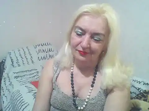 Snapshot of Meri798 chatting on March 16, 8:32 pm Meri798 online show from March 16, 8:32 pm