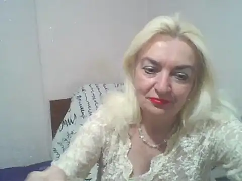 Snapshot of Meri798 chatting on September 25, 2:39 am Meri798 online show from September 25, 2:39 am