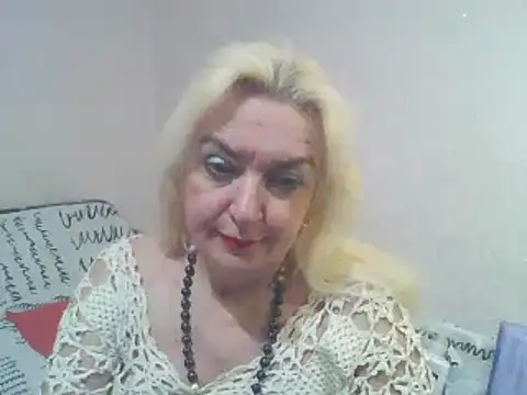 Snapshot of Meri798 chatting on March 13, 11:38 pm Meri798 online show from March 13, 11:38 pm