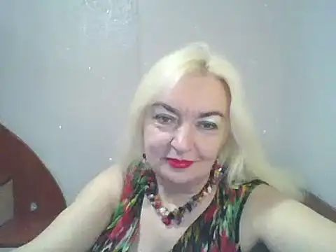 Snapshot of Meri798 chatting on February 15, 7:27 am Meri798 online show from February 15, 7:27 am