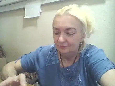 Snapshot of Meri798 chatting on September 16, 6:42 pm Meri798 online show from September 16, 6:42 pm