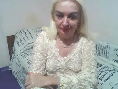 Snapshot of Meri798 chatting on September 22, 9:21 pm Meri798 online show from September 22, 9:21 pm