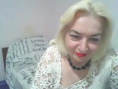 Snapshot of Meri798 chatting on September 11, 8:20 pm Meri798 online show from September 11, 8:20 pm