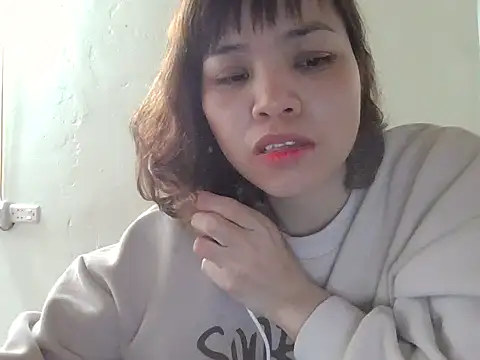 Angela-Eira online show from December 4, 9:08 am