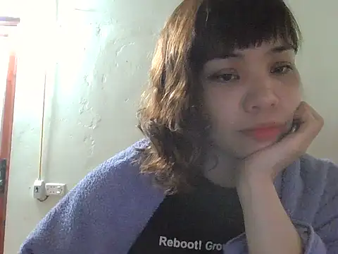 Angela-Eira online show from December 2, 10:33 pm