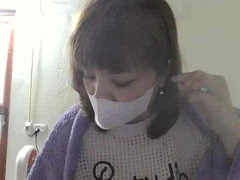 Snapshot of Angela-Eira chatting on February 8, 9:01 pm Angela-Eira online show from February 8, 9:01 pm