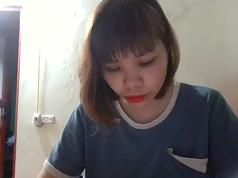 Snapshot of Angela-Eira chatting on October 14, 8:09 pm Angela-Eira online show from October 14, 8:09 pm
