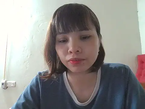Snapshot of Angela-Eira chatting on October 12, 7:43 am Angela-Eira online show from October 12, 7:43 am
