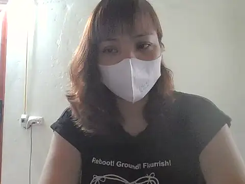 Snapshot of Angela-Eira chatting on June 7, 7:13 am Angela-Eira online show from June 7, 7:13 am